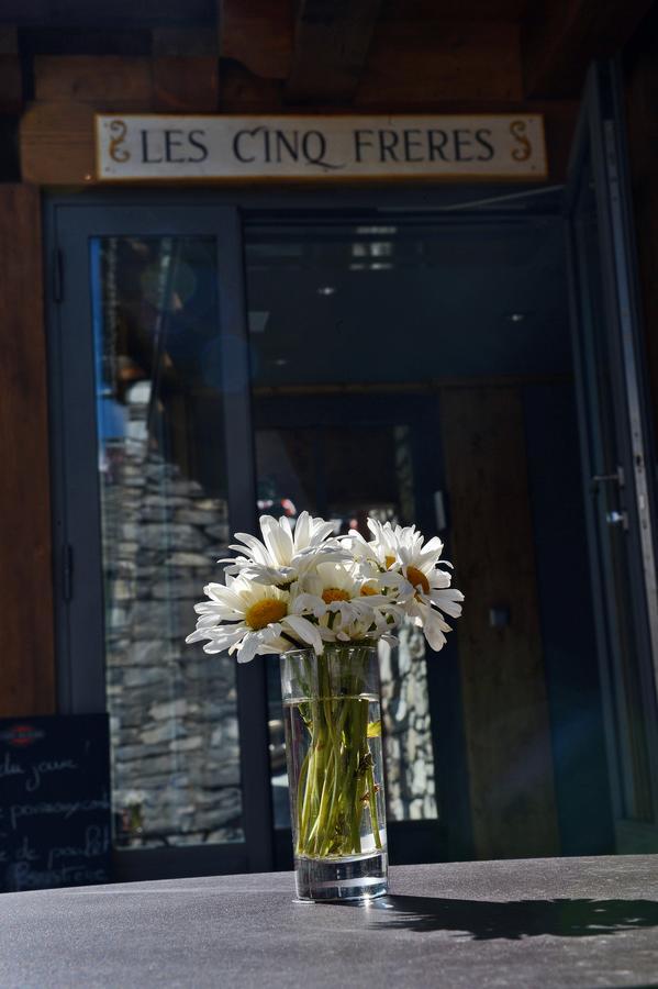 Maison De Famille Les 5 Freres Val-dʼIsère Exteriör bild